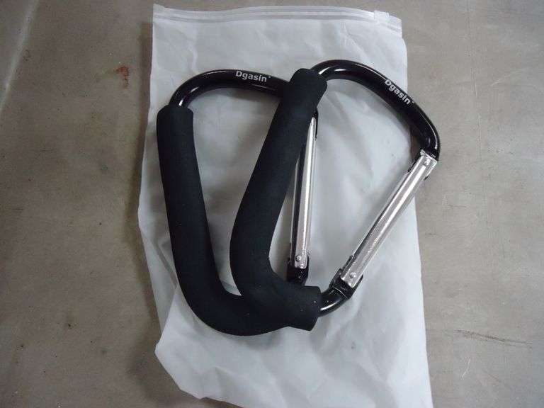 NEW! 2-PACK OF 6" CARABINERS