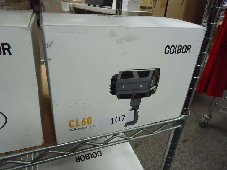 COLBOR CL60 VIDEO LIGHT