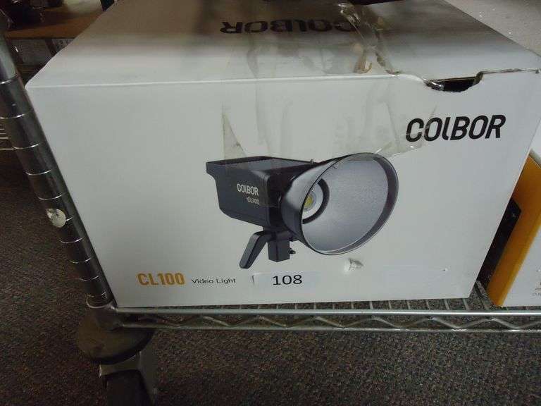 COLBOR CL100 VIDEO LIGHT