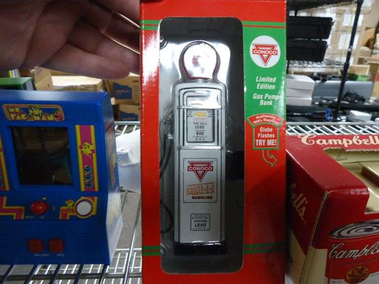 NEW! CONOCO LIMITED EDITION GAS PUMP BANK