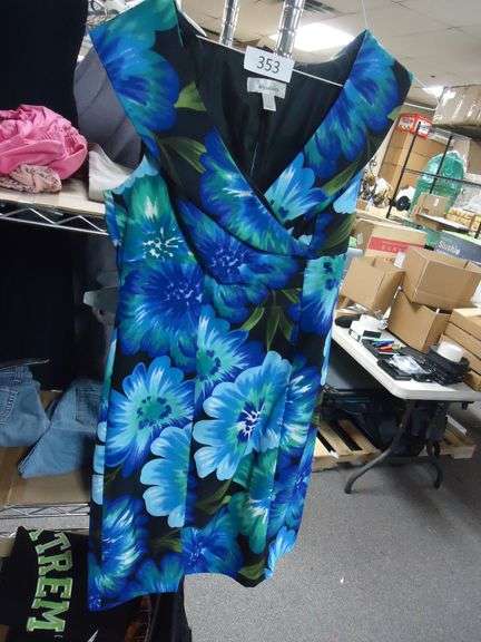DRESS BARN DRESS SIZE 8