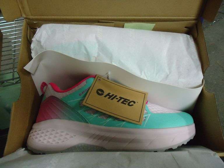 NEW! HI-TEC DEMOLISHER LOW SHOE KIDS SIZE 7