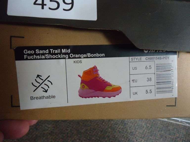 NEW! HI-TEC DEMOLISHER MID SHOE KIDS SIZE 6.5