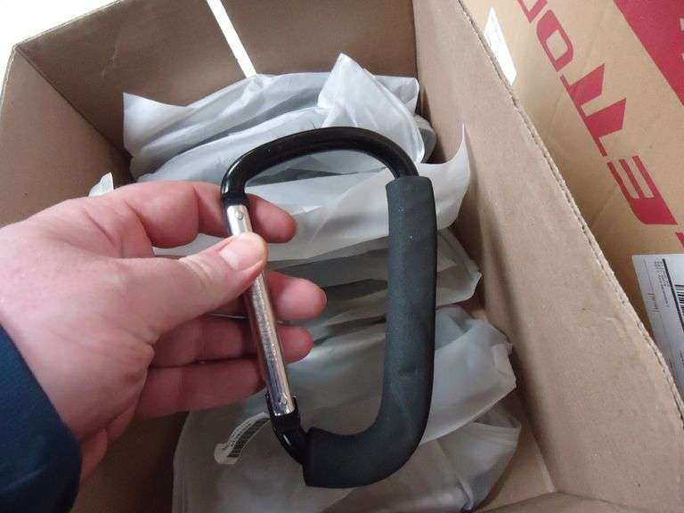 NEW! 2-PACK OF 6" CARABINERS