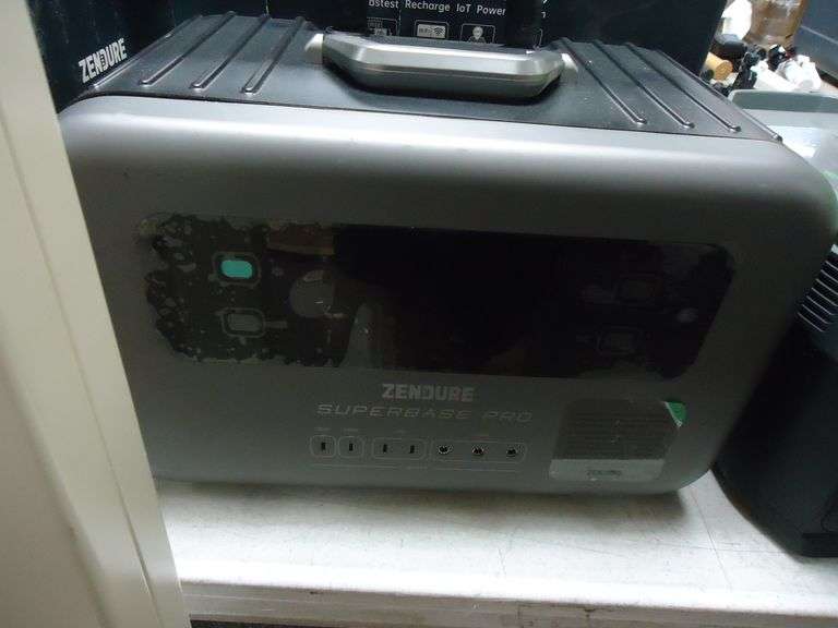 ZENDURE SUPER BASE PRO 2000 RECHARGEABLE PORTABLE POWER STATION ONLY