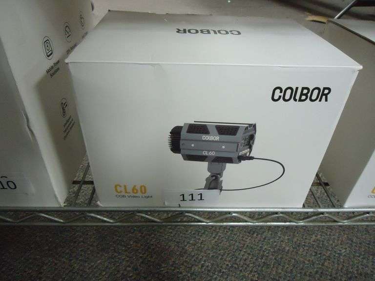 COLBOR CL60 VIDEO LIGHT
