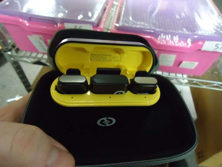 HOLLYLAND MICROPHONE AND CASE ONLY