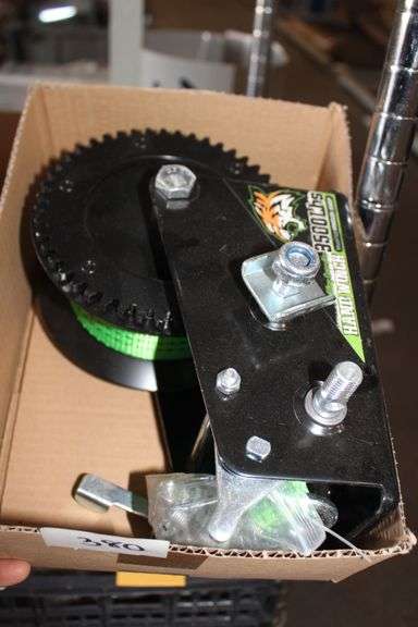 66Fit 3500Lbs Hand Winch Hw010K-3500P