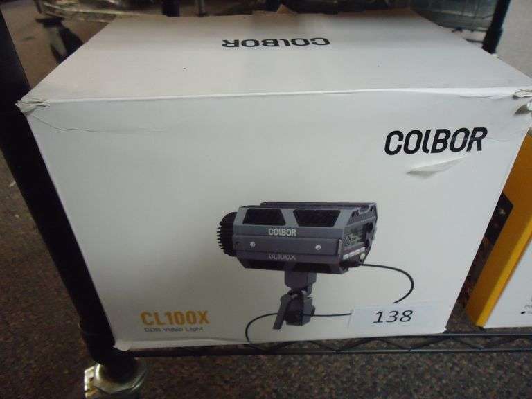 COLBOR CL100X COB VIDEO LIGHT