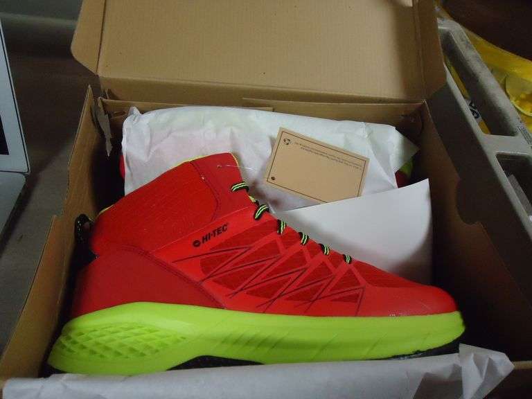 NEW! HI-TEC DEMOLISHER MID SHOE MENS SIZE 10.5