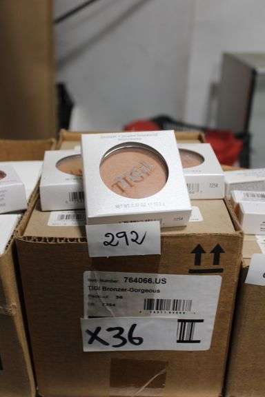 Tigi Cosmetics 764066 Gorgeous Bronzer .37Oz