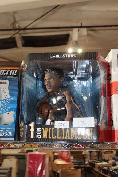 Brand new Excite Small-Stars New Orleans Pelicans #1 Zion Williamson Collectible 11" Figure #7634