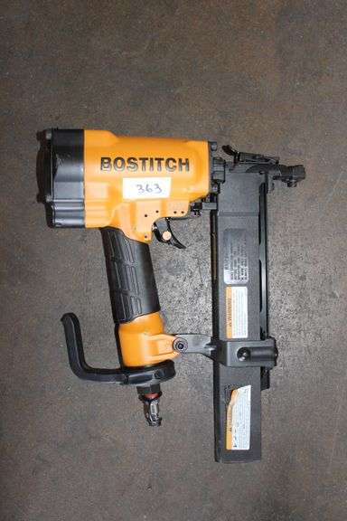 Bostitch 651S5 Pneumatic Fastener Gun 2" 16Ga Or 17Ga