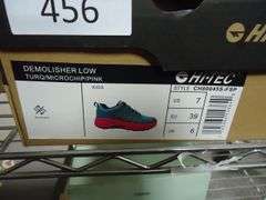 NEW! HI-TEC DEMOLISHER LOW SHOE KIDS SIZE 7