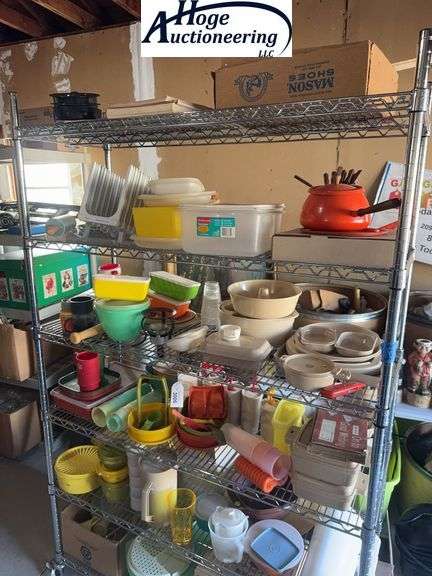 Tupperware, Rubbermaid-contents of shelf, shelf not included.