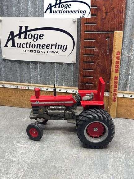 MF 1150 WF TRACTOR, IOWA FFA 2007, 1:16