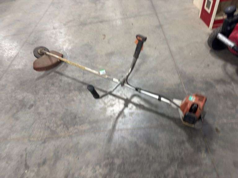 STIHL FS76 STRING TRIMMER, WORKS