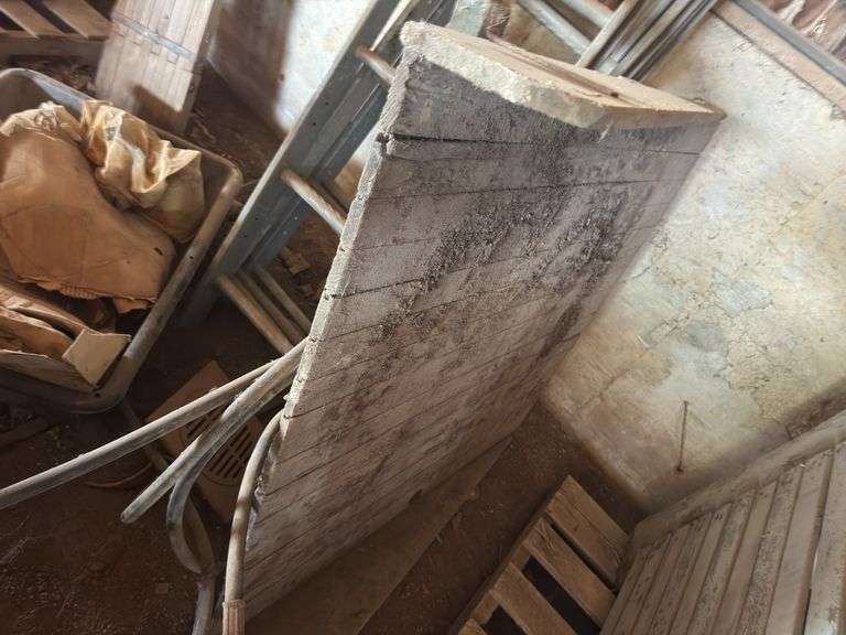Wood chute- 3.5ftx 3.5ft