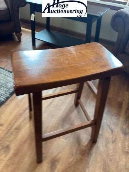 Wooden saddle bar stool