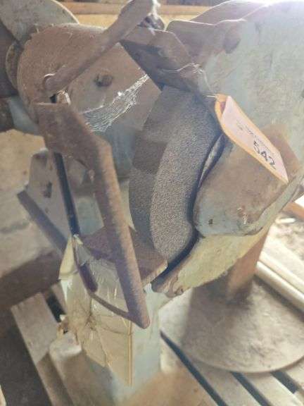 2 wheel grinder on stand