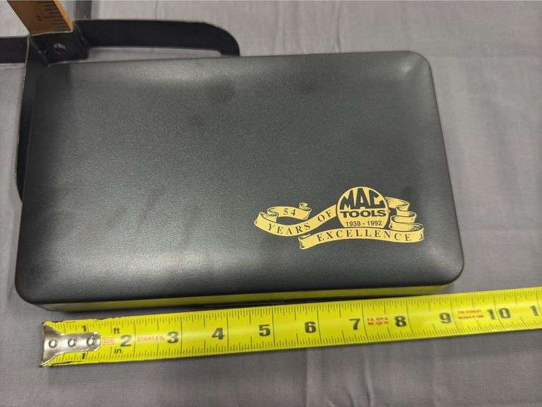 Mac Tools Collector’s Club 54th anniversary Gerber collectable knife