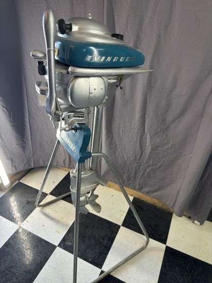 1946 Evinrude 4404 outboard motor