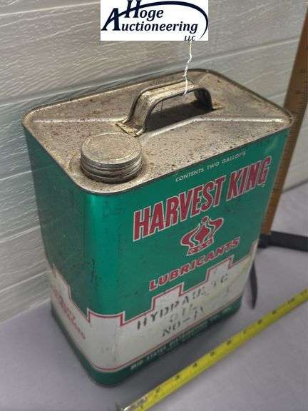 Harvest King Lubricants oil can - 2 gallons