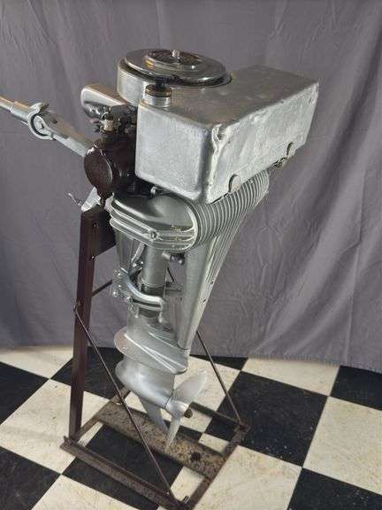 1931 Evinrude 12H outboard (stand not included)