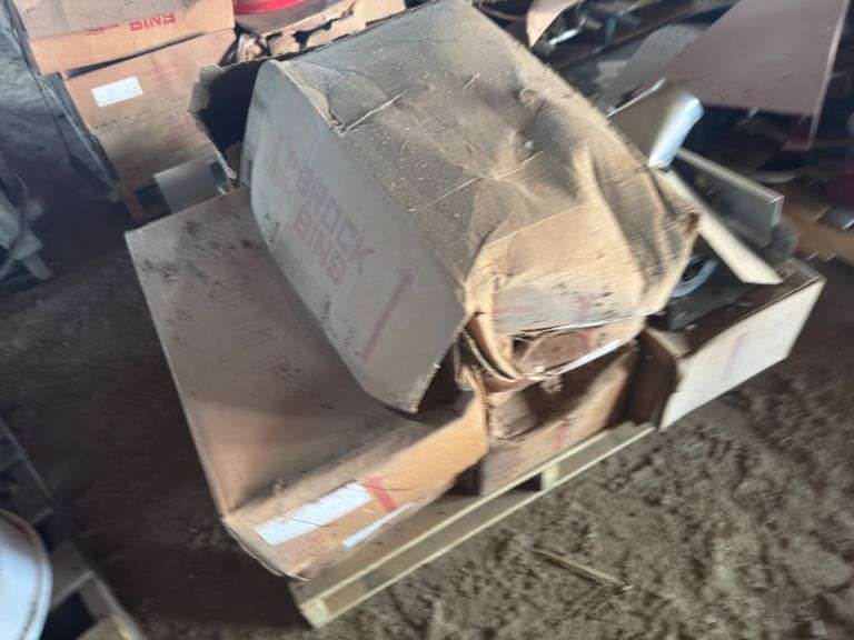 Bin parts- pallet