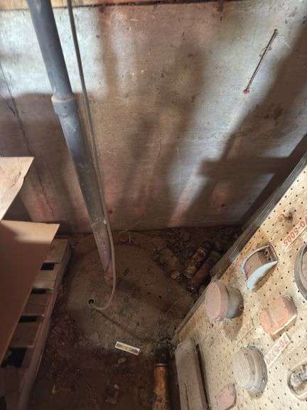 Fan on stand. Approx 6.5ft tall