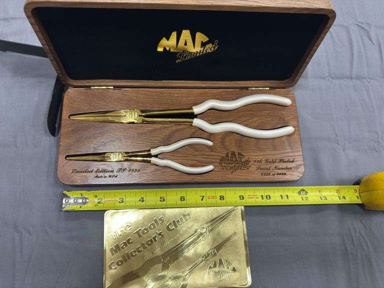 The Mac Tools Collector’s Club 1995 limited edition 2-pc long reach plier set