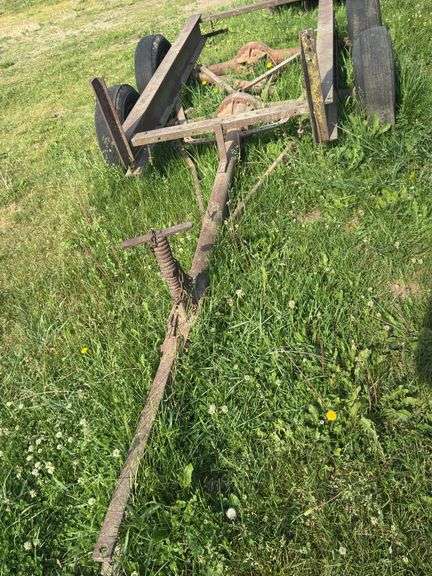 Homemade pin hitch trailer frame. 4x7.5ft