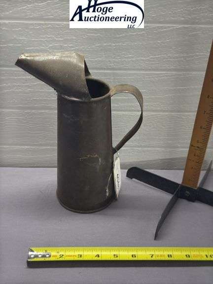 Older style oil can - no markings