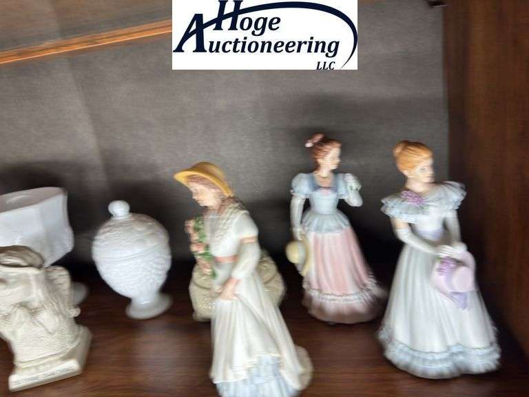 Decor - figurines, candy dishes and misc.