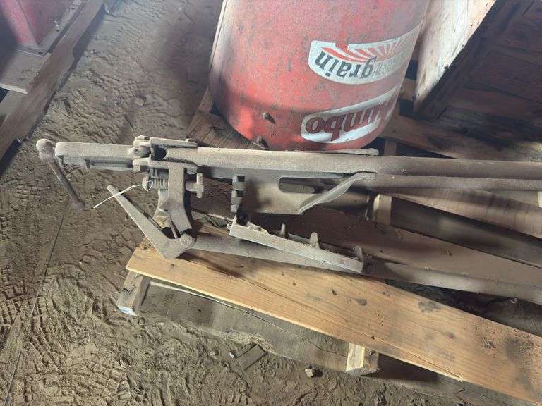 Pipe clamp