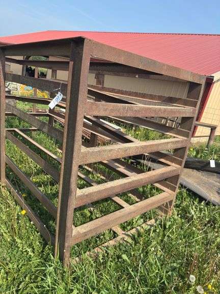 Metal storage rack. approx 4.5x10, 5.5 tall