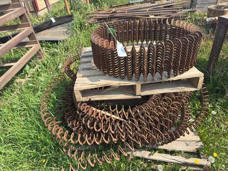 Pallet of flex auger
