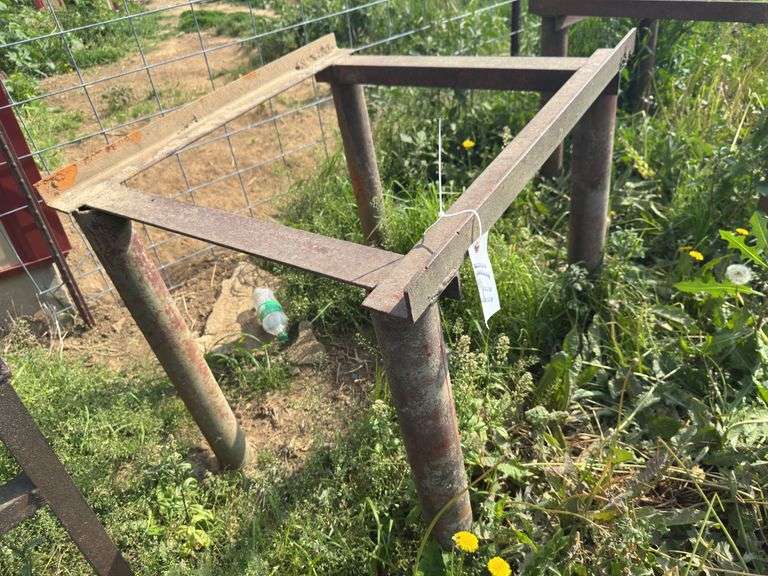 Pair of iron stands. 32x36", 3ft tall