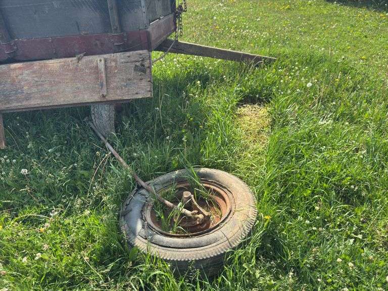 Antique wagon width and gate seeder