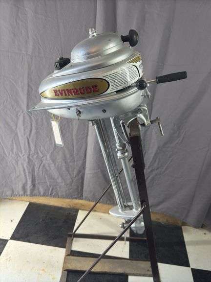 1946 Evinrude Ranger Simplex outboard motor (stand not included)
