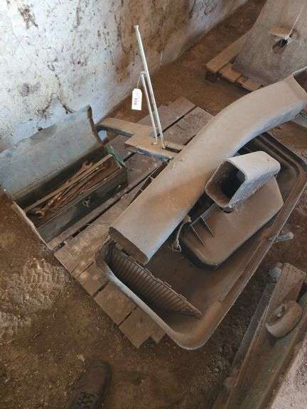 Tool box, misc tools, bagger- pallet