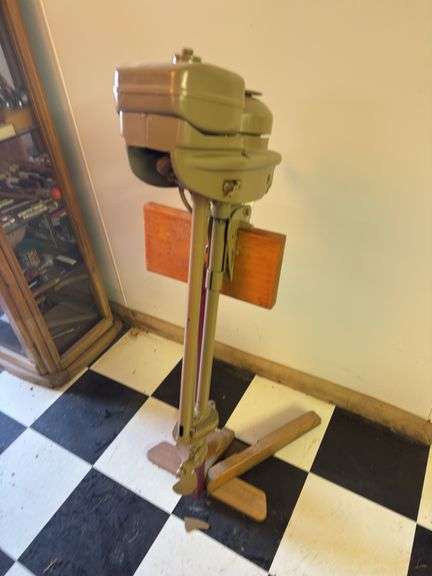 1938 Neptune outboard motor