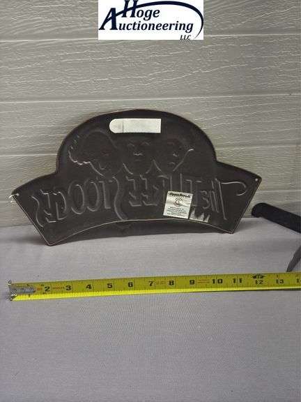 The Three Stooges sign - tin