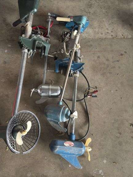 Elect trolling motors-4 count, 1 money