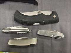 4 pocket knives