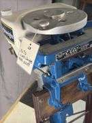 1929 Elite Light weight outboard motor (w/box- no stand)
