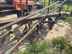 JD 5-16 plow