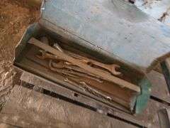 Tool box, misc tools, bagger- pallet
