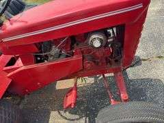 Wheel Horse garden tractor