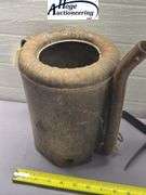 Swingspout one gallon oil dispenser